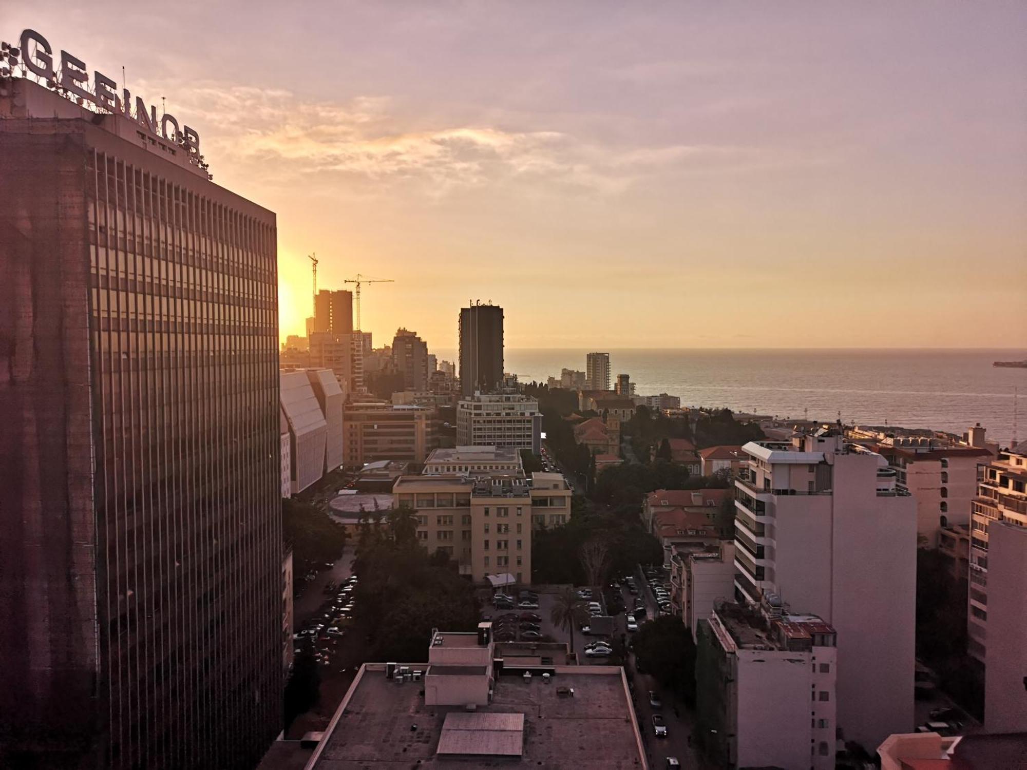 Hotel Gefinor Rotana - Beirut Exterior foto Tunis